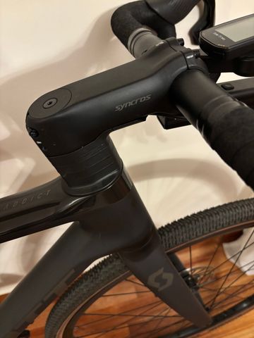 Used Scott Contessa addict SRAM Red eTap 2022 Road & Gravel, Black — image 4 of 17