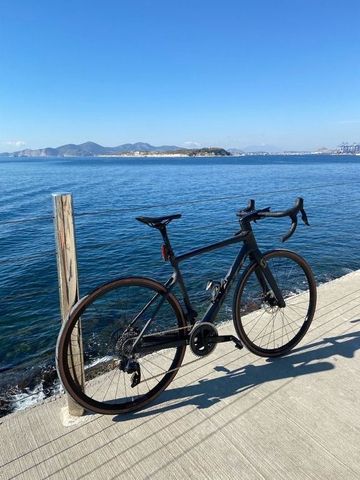 Used Scott Contessa addict SRAM Red eTap 2022 Road & Gravel, Black — image 3 of 17