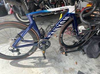 Used canyon road store bike