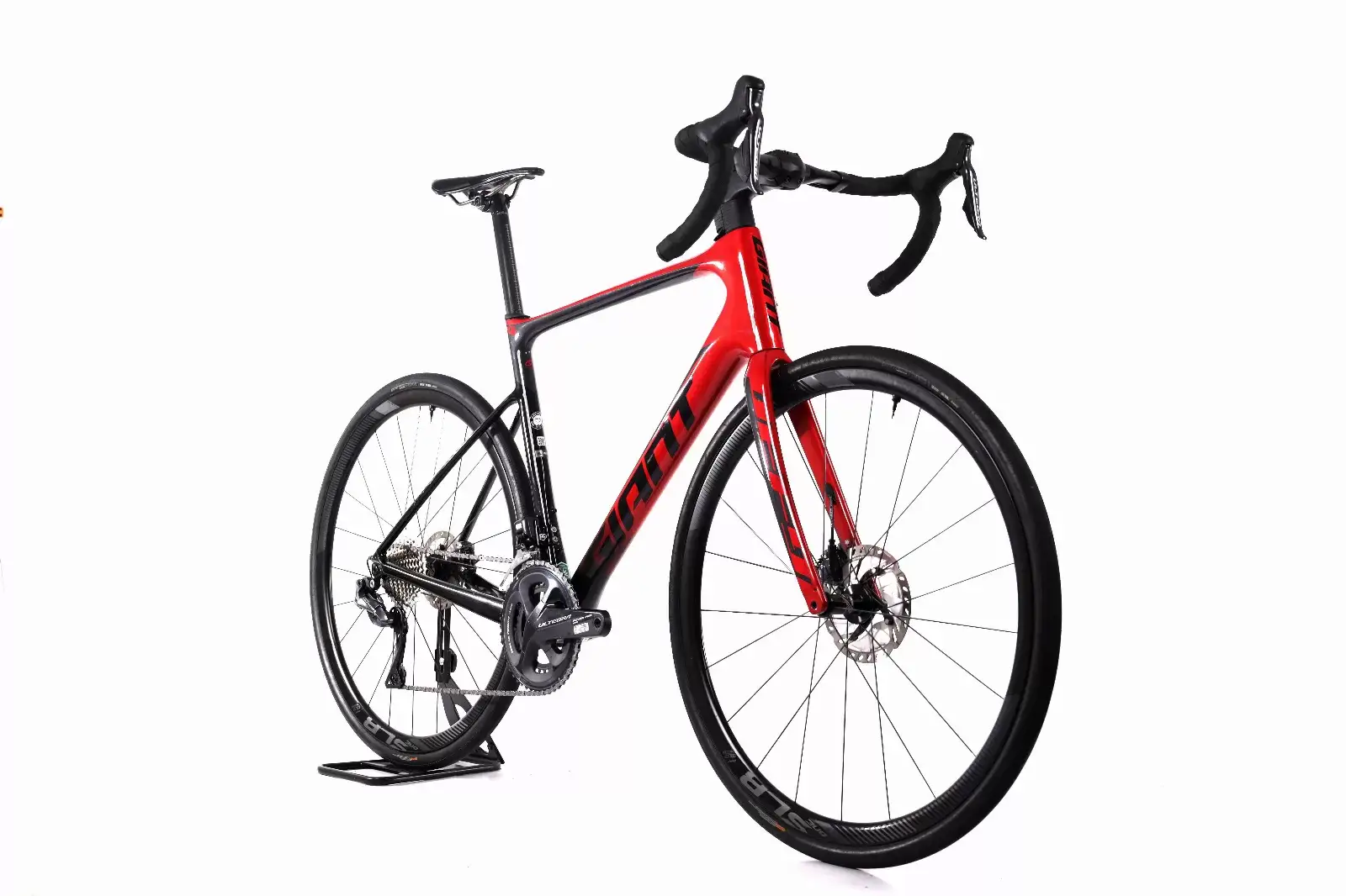 Giant Defy Advanced Pro 1 Di2 - Giant SLR-1 Disc Carbon used in L |  buycycle USA