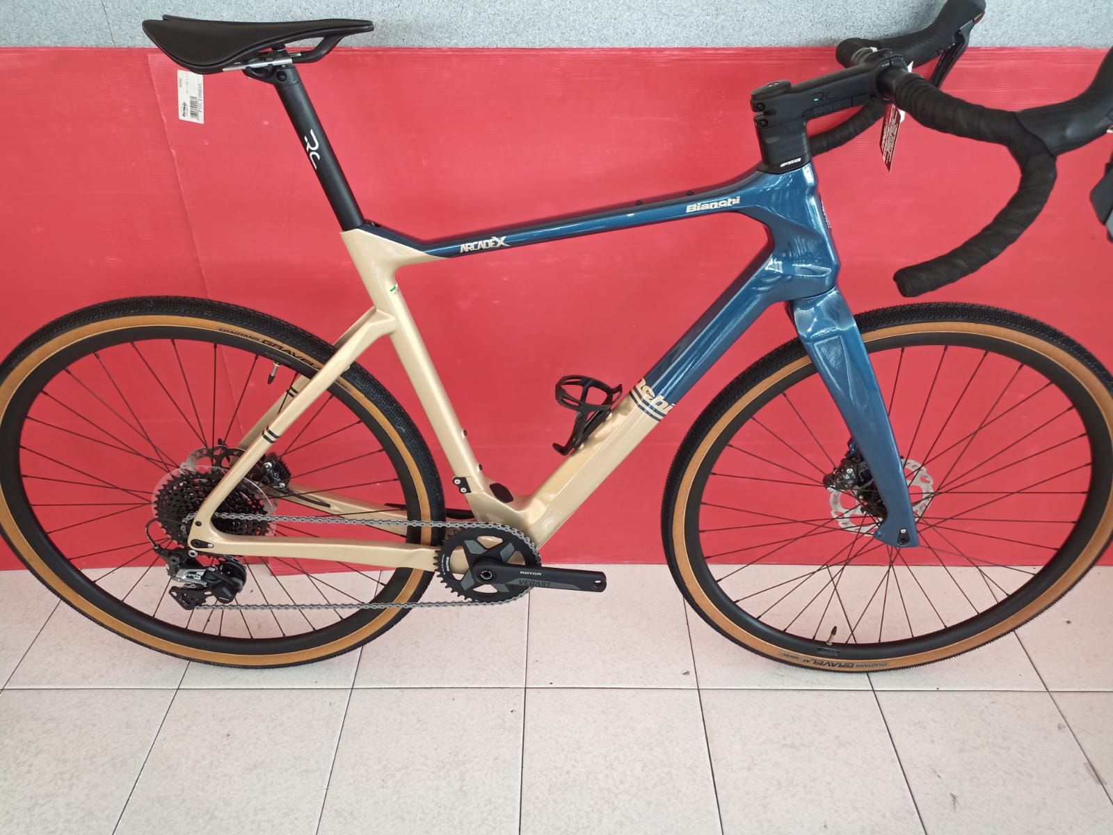 Bianchi Arcadex GRX 810 2023 2023