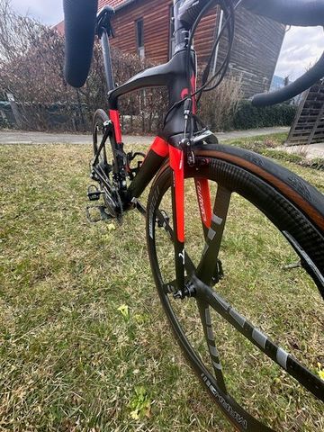 Used Wilier Cento 1Air 2019 Road & Gravel, Red — image 3 of 5