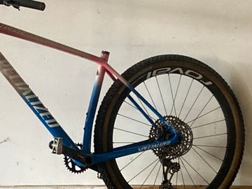 Used Specialized Epic Hardtail Pro 2020 2020 Mountainbike, Red — image 5 of 7