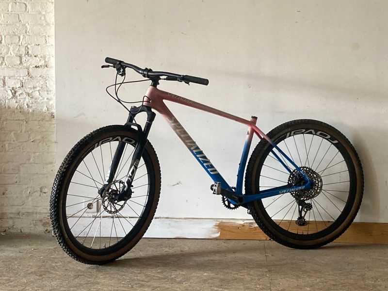 Used Specialized Epic Hardtail Pro 2020 2020 Mountainbike, Red — image 1 of 7