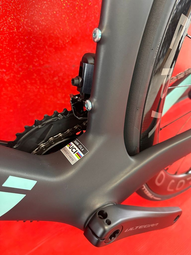 Used Bianchi Oltre PRO - Ultegra Di2 2023 2023 Road & Gravel — image 9 of 14