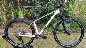 Used Rose PDQ 2023 Mountainbike, White — image 2 of 17