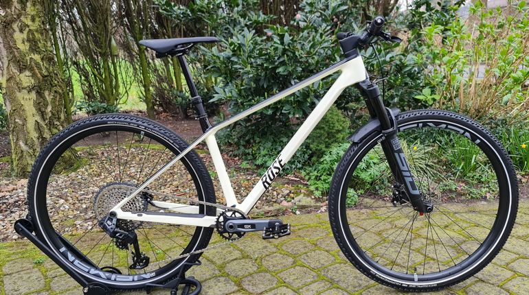Used Rose PDQ 2023 Mountainbike, White — image 2 of 17