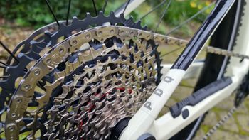 Used Rose PDQ 2023 Mountainbike, White — image 17 of 17