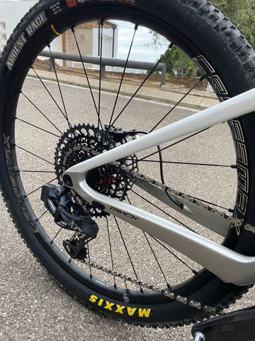 Used Megamo TRACK 10 2021 2021 Mountainbike, White — image 3 of 12