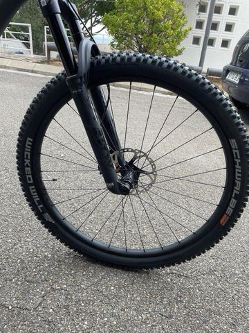 Gebrauchtes Scott Spark RC Team 2022 2022 Mountainbike, Schwarz — Bild 4 von 13