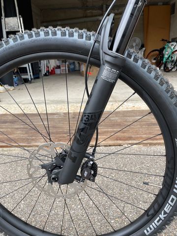 Gebrauchtes Scott Spark RC Team 2022 2022 Mountainbike, Schwarz — Bild 7 von 13