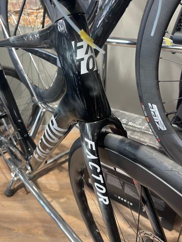 Käytetty Factor O2 VAM (Frameset) 2024 Road & Gravel — kuva 2 / 4