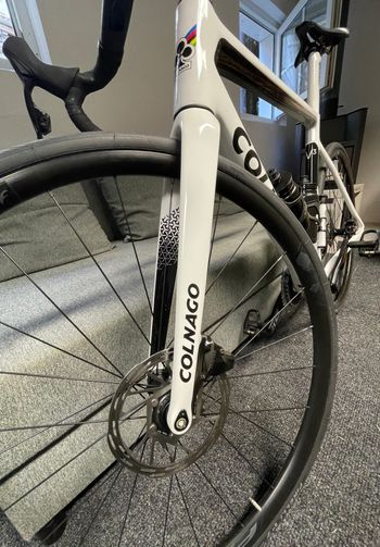 Used Colnago V3 Disc Rival AXS Bike 2022 2022 Road & Gravel, Weiß — image 4 of 9