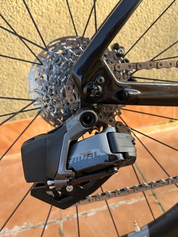 Brugt Focus IZALCO MAX 9.7 2022 2022 Road & Gravel — billede 6 af 7