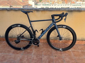 Brugt Focus IZALCO MAX 9.7 2022 2022 Road & Gravel