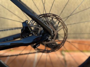 Brugt Focus IZALCO MAX 9.7 2022 2022 Road & Gravel — billede 3 af 7