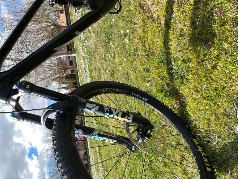 Used YT Industries Izzo CORE 2 29 2022 2022 Mountainbike, Black, 29 — image 4 of 13