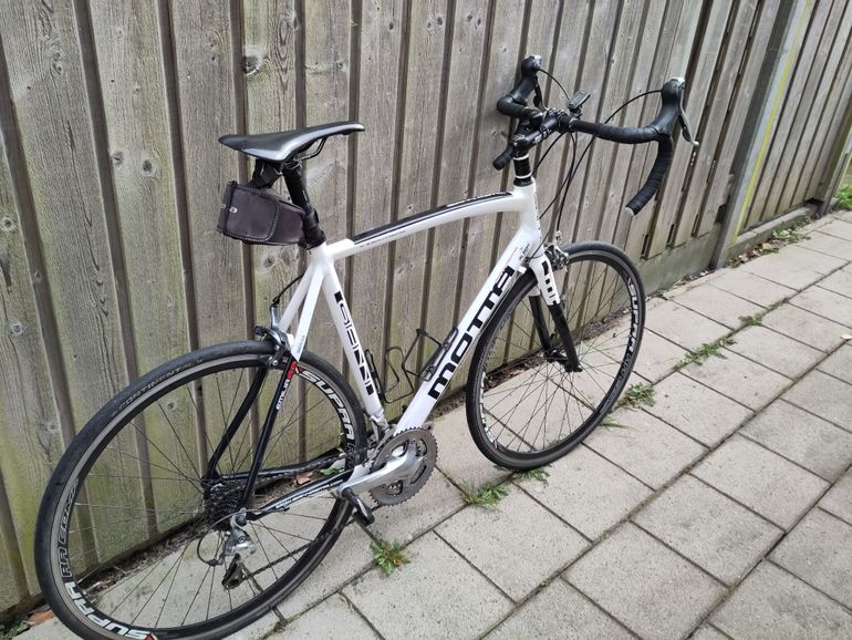 Used Gianni Motta Emilia 68 2016 Road & Gravel, White — image 3 of 4