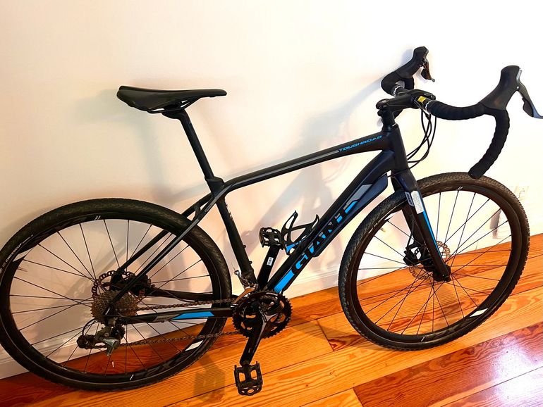 Used Giant ToughRoad SLR GX 1 2018 2018 Road & Gravel — image 1 of 9