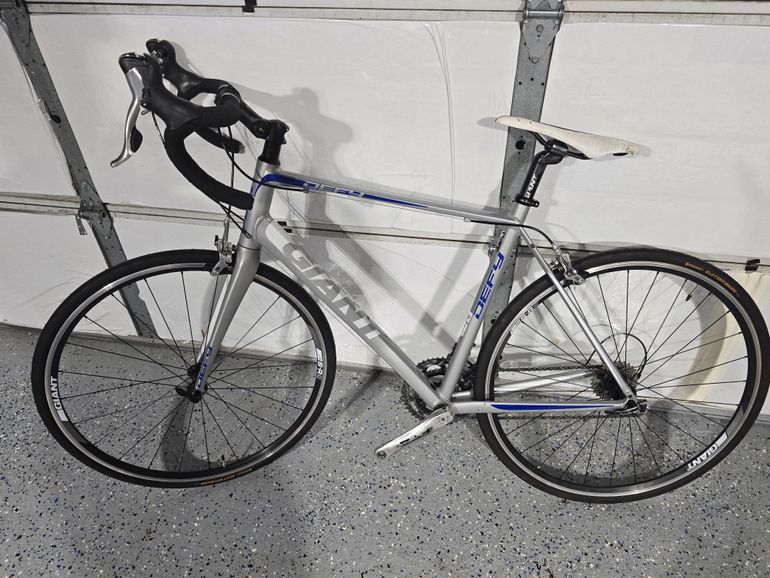 Giant Defy used in 54 cm | buycycle USA