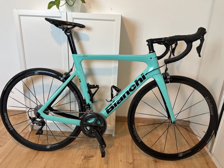 Bianchi Aria Ultegra used in 57 cm | buycycle CA