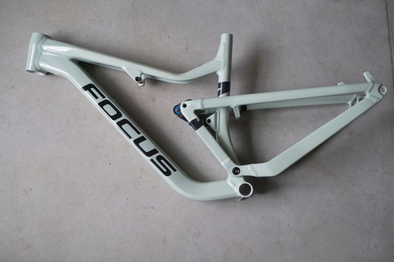 Used Focus Jam Frame Set 2023 Mountainbike, Light Gray — image 4 of 6