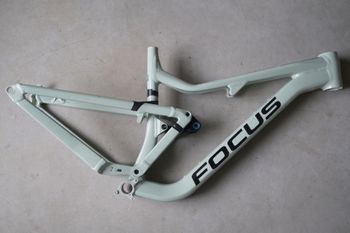 Used Focus Jam Frame Set 2023 Mountainbike, Light Gray — image 1 of 6
