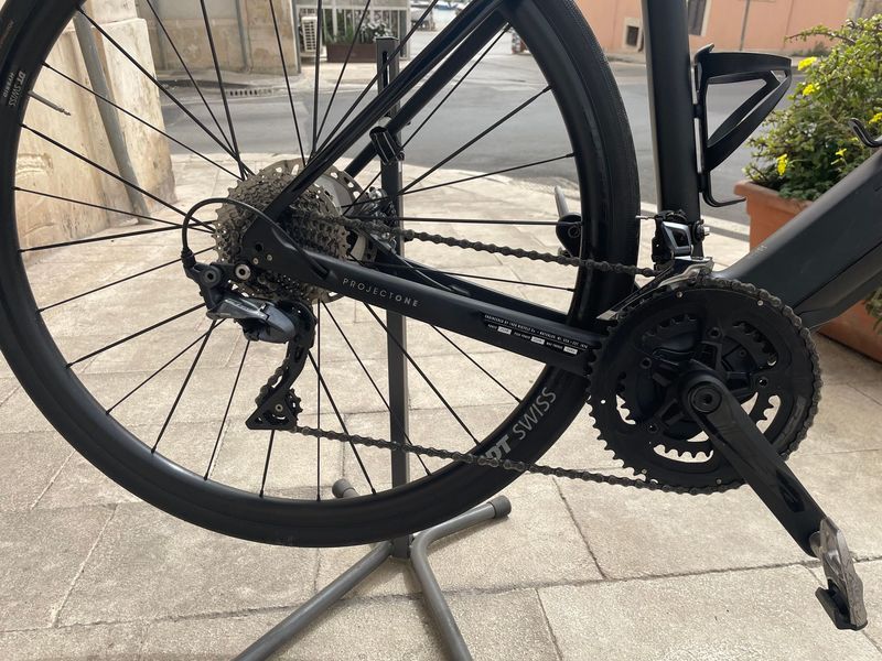 Używany Trek Domane+ LT Gen 2 2022 2022 Road & Gravel — zdjęcie 3 z 6