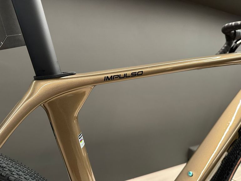 Bianchi IMPULSO COMP 2024 Road & Gravel usato, Arancione — immagine 6 di 6