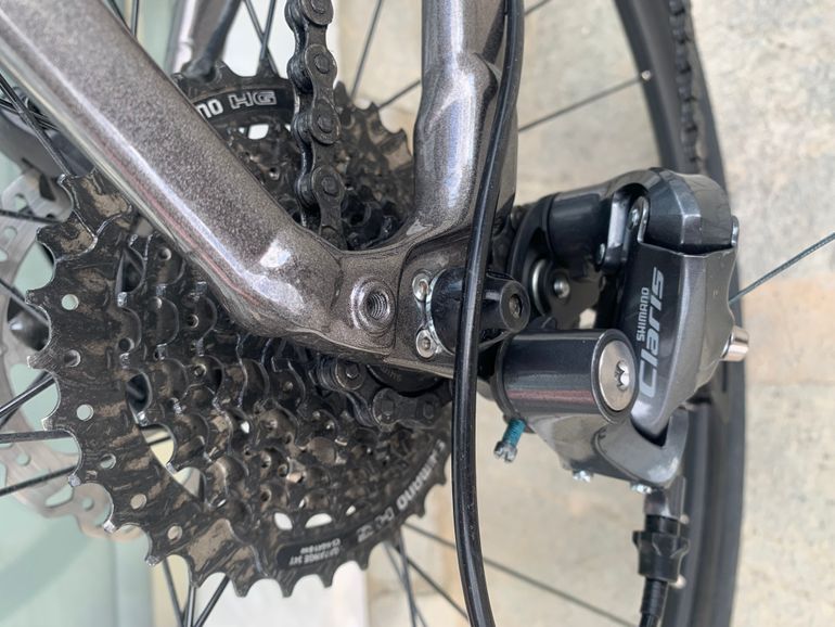 Used Giant FastRoad SL 3 2021 2021 Road & Gravel, Light Gray — image 12 of 18