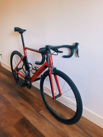 Used Canyon Aeroroad CF SLX 7 Di2 2020 Road & Gravel, Red — image 8 of 8