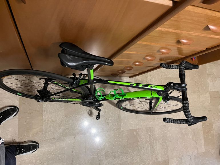 Used Giant TCR Advanced SL 1 2018 Road & Gravel — image 3 of 3