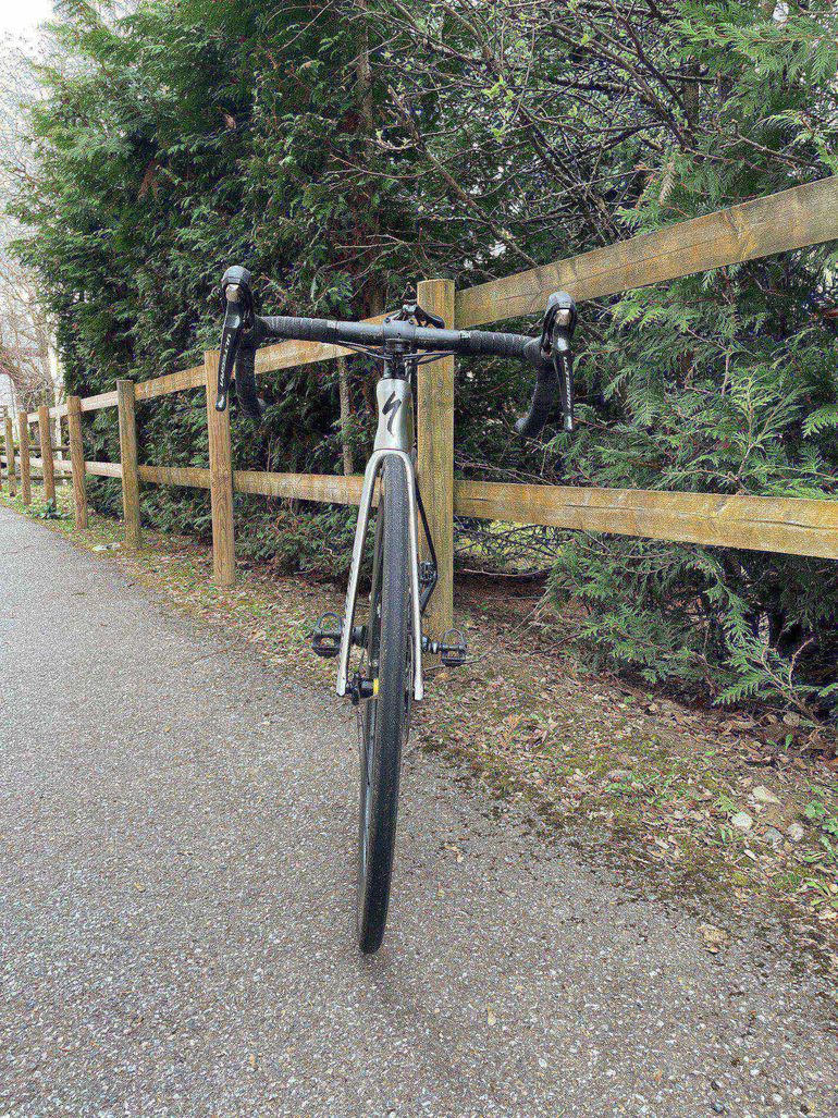 Used Specialized Tarmac SL7 Expert 2020 Road & Gravel, Light Gray — image 2 of 5