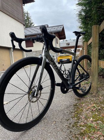 Used Specialized Tarmac SL7 Expert 2020 Road & Gravel, Light Gray — image 5 of 5