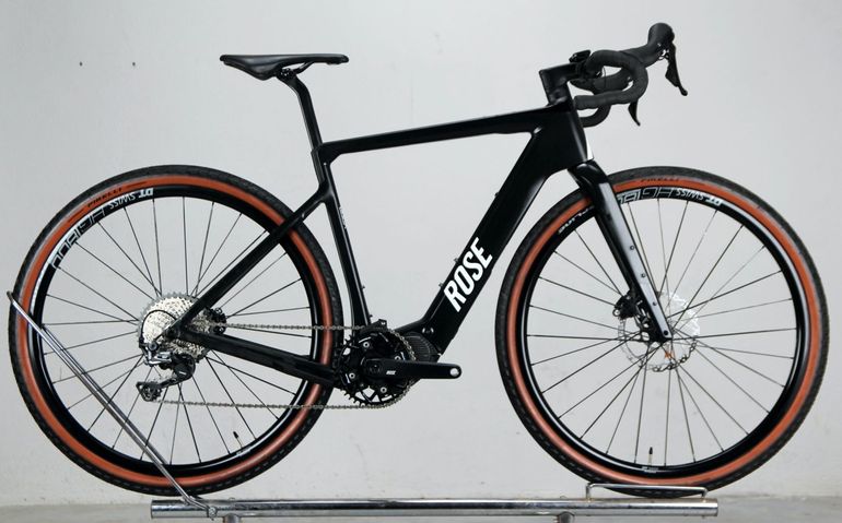 Used Rose BACKROAD CARBON PLUS GRX E-BIKE roz. M 2025 Road & Gravel — image 1 of 13