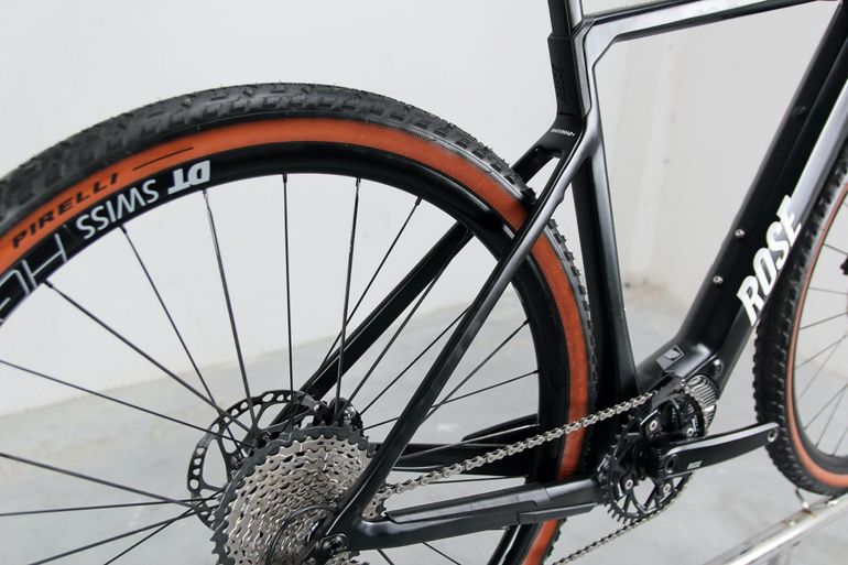 Used Rose BACKROAD CARBON PLUS GRX E-BIKE roz. M 2025 Road & Gravel — image 4 of 13