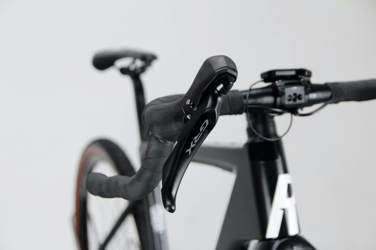 Used Rose BACKROAD CARBON PLUS GRX E-BIKE roz. M 2025 Road & Gravel — image 12 of 13