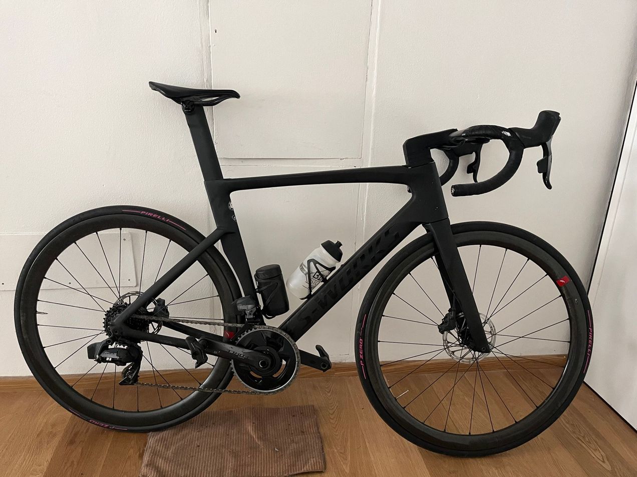 Specialized Venge Pro - SRAM Force eTap AXS