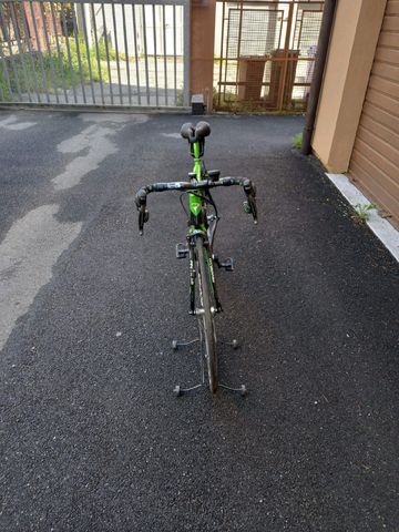 Used Pinarello Dogma 60.1 Di2 Frameset 2011 2011 Road & Gravel, Black — image 2 of 6