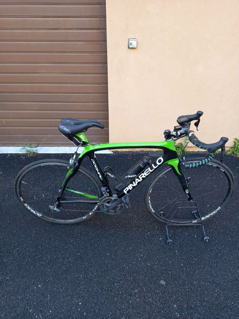 Used Pinarello Dogma 60.1 Di2 Frameset 2011 2011 Road & Gravel, Black — image 4 of 6