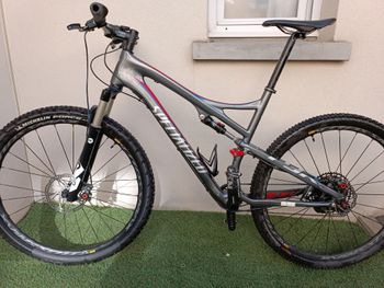 Used Specialized Men's Epic Comp Carbon 2018 2017 Mountainbike, Light Gray, 29 — image 2 of 8