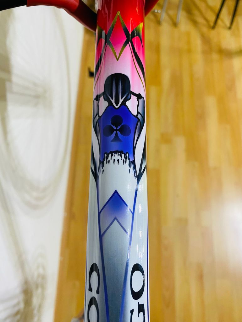 Used Colnago C40 Art Decor (AD11) Road & Gravel, Red — image 9 of 23