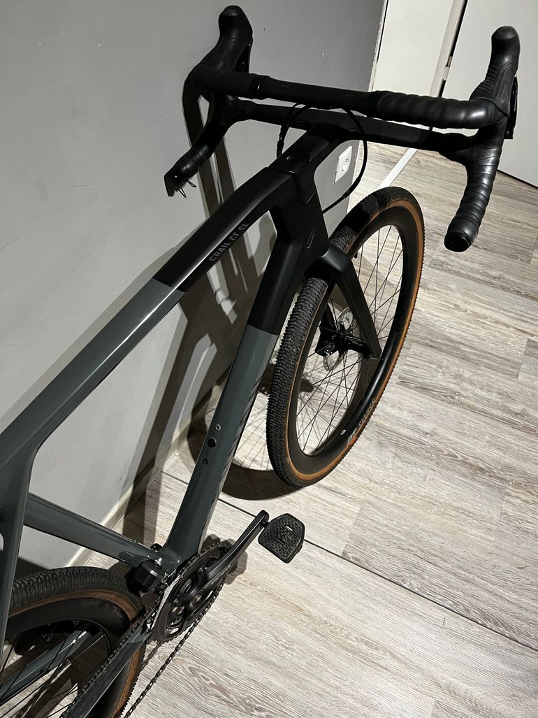 Used Canyon Grail CF SL 8 Di2 2023 2023 Road & Gravel, Light Gray — image 4 of 6
