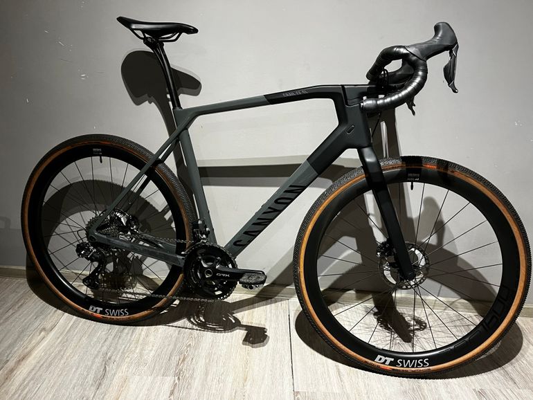 Used Canyon Grail CF SL 8 Di2 2023 2023 Road & Gravel, Light Gray — image 2 of 6