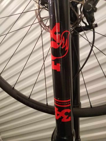 Used Rocky Mountain Element Alloy 30 2022 2022 Mountainbike, Red, 27.5, 29 — image 3 of 11