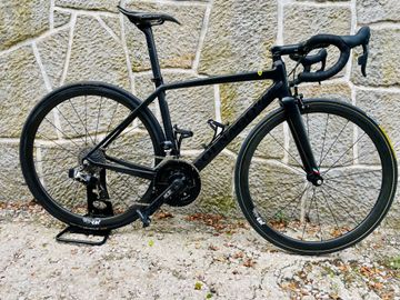Used Colnago V1-R 2016 Road & Gravel, Black — image 3 of 10