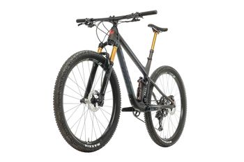 Used Pivot Mach 4 SL 2021 Mountainbike, Black — image 2 of 10