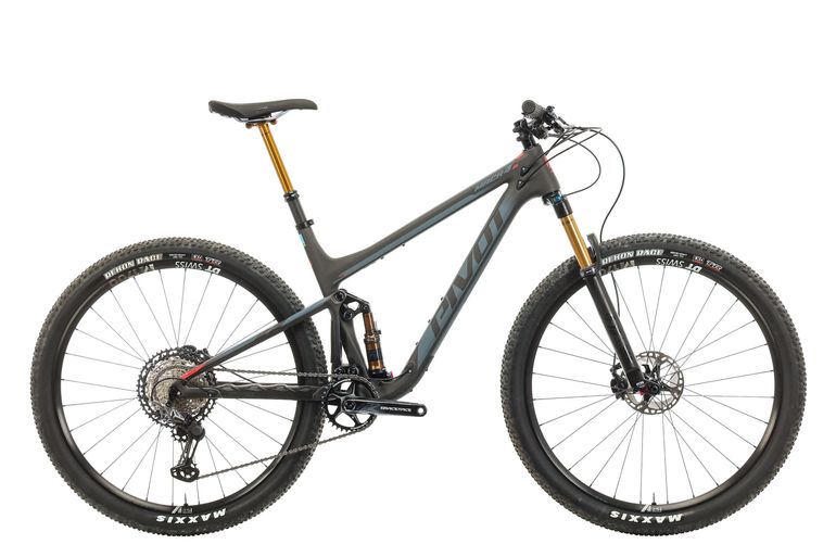 Used Pivot Mach 4 SL 2021 Mountainbike, Black — image 1 of 10