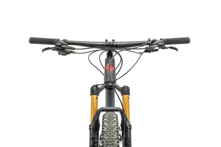 Used Pivot Mach 4 SL 2021 Mountainbike, Black — image 6 of 10
