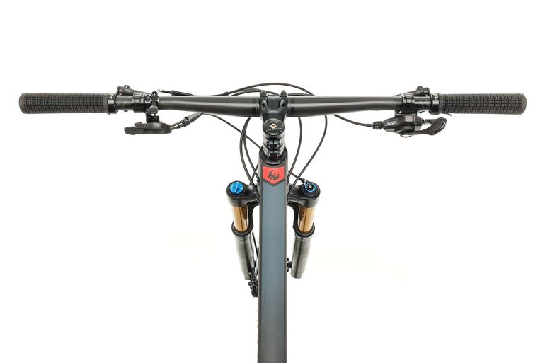 Used Pivot Mach 4 SL 2021 Mountainbike, Black — image 7 of 10
